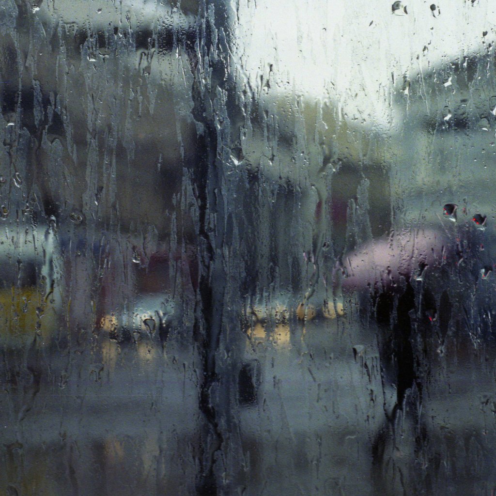 Дождя по стеклу Игорь