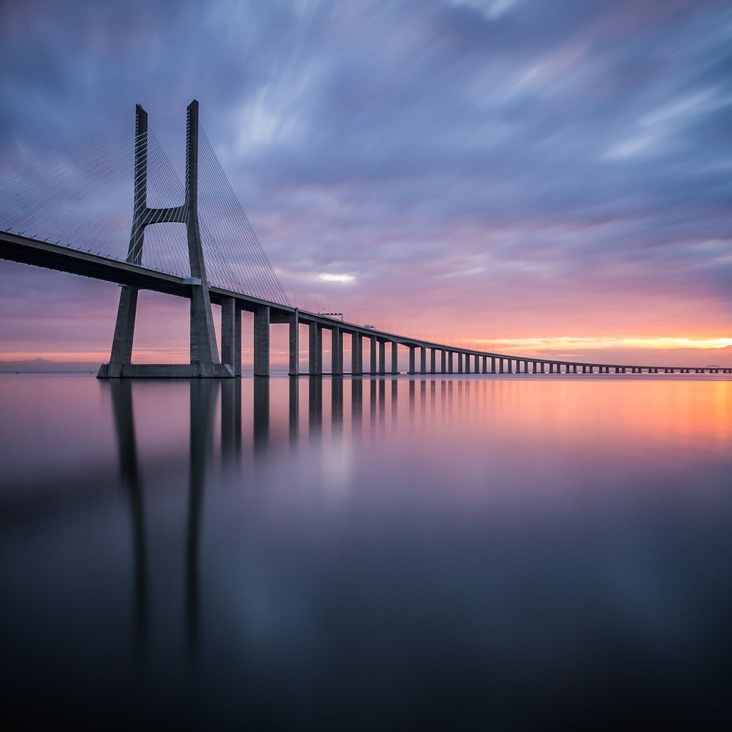 Обои небо, мост, португалия, лиссабон, вантовый мост, vasco da gama bridge, мост васко да гама, the sky, bridge, portugal, lisbon, cable-stayed bridge, bridge vasco da gama разрешение 2048x1366 Загрузить