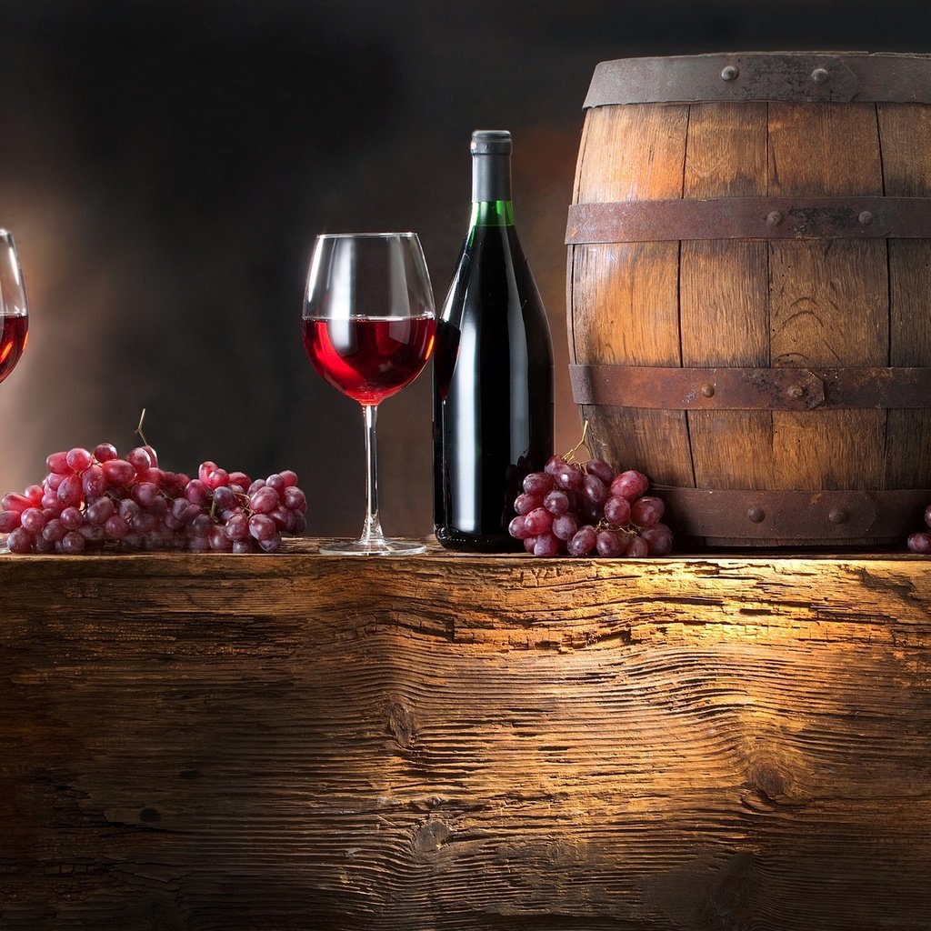 Обои виноград, вино, бокалы, бутылки, бочка, красное вино, баррель, grapes, wine, glasses, bottle, barrel, red wine разрешение 2560x1600 Загрузить