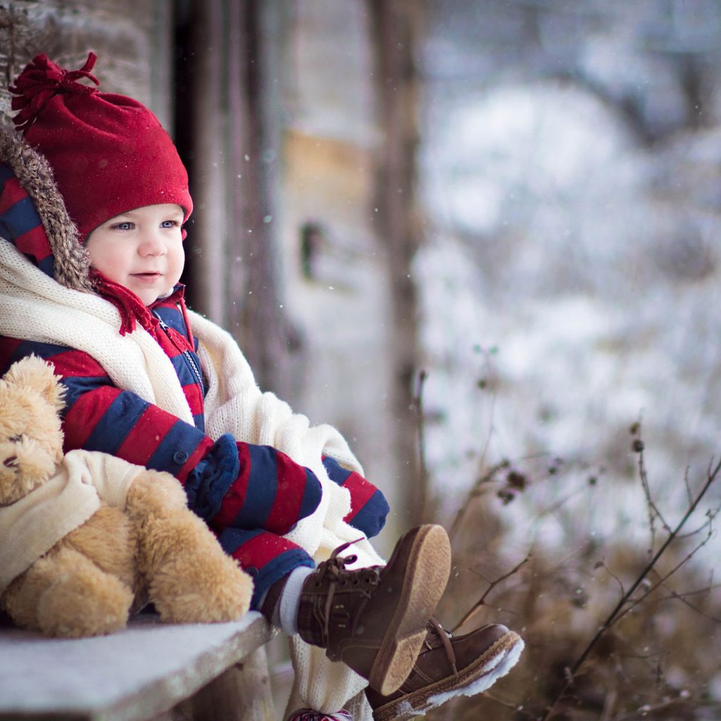 Обои зима, настроение, дети, мишка, игрушка, ребенок, мальчик, winter, mood, children, bear, toy, child, boy разрешение 1920x1200 Загрузить