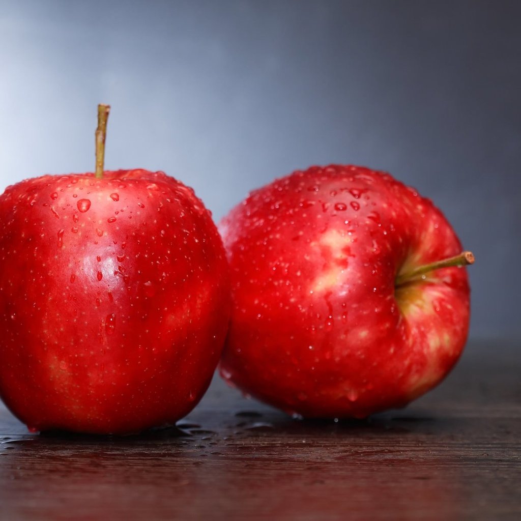 Обои капли, фрукты, яблоки, плоды, drops, fruit, apples разрешение 1920x1200 Загрузить