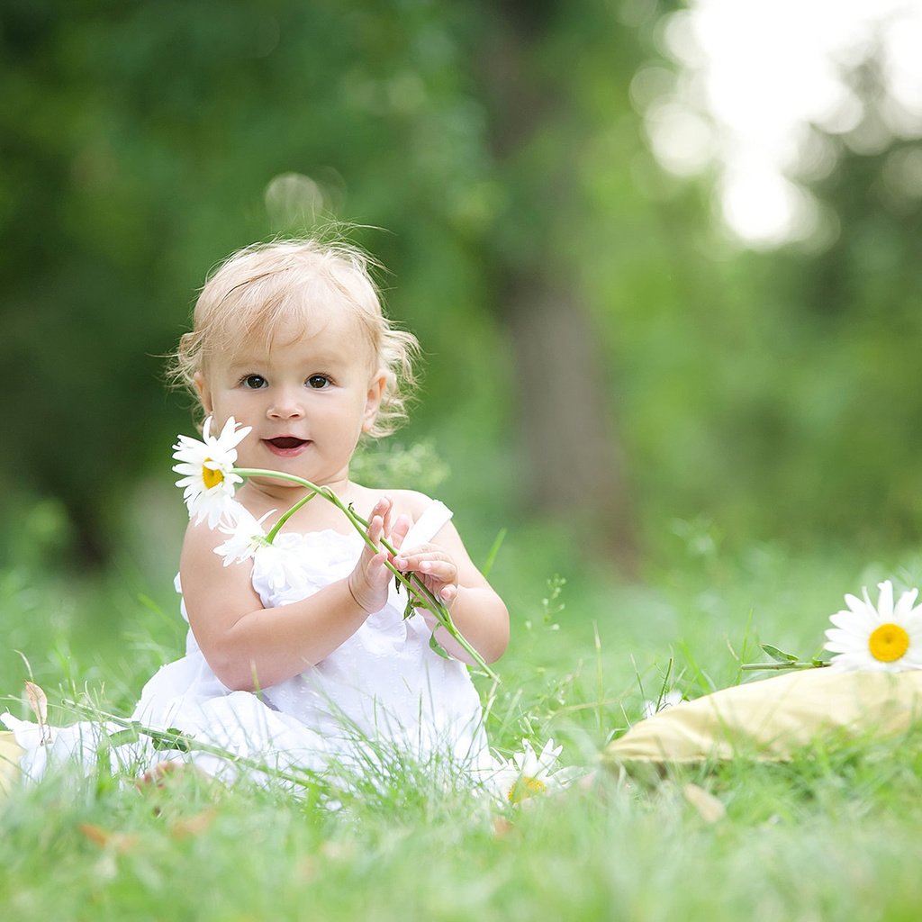 Обои цветы, настроение, девочка, ромашки, ребенок, flowers, mood, girl, chamomile, child разрешение 1920x1200 Загрузить