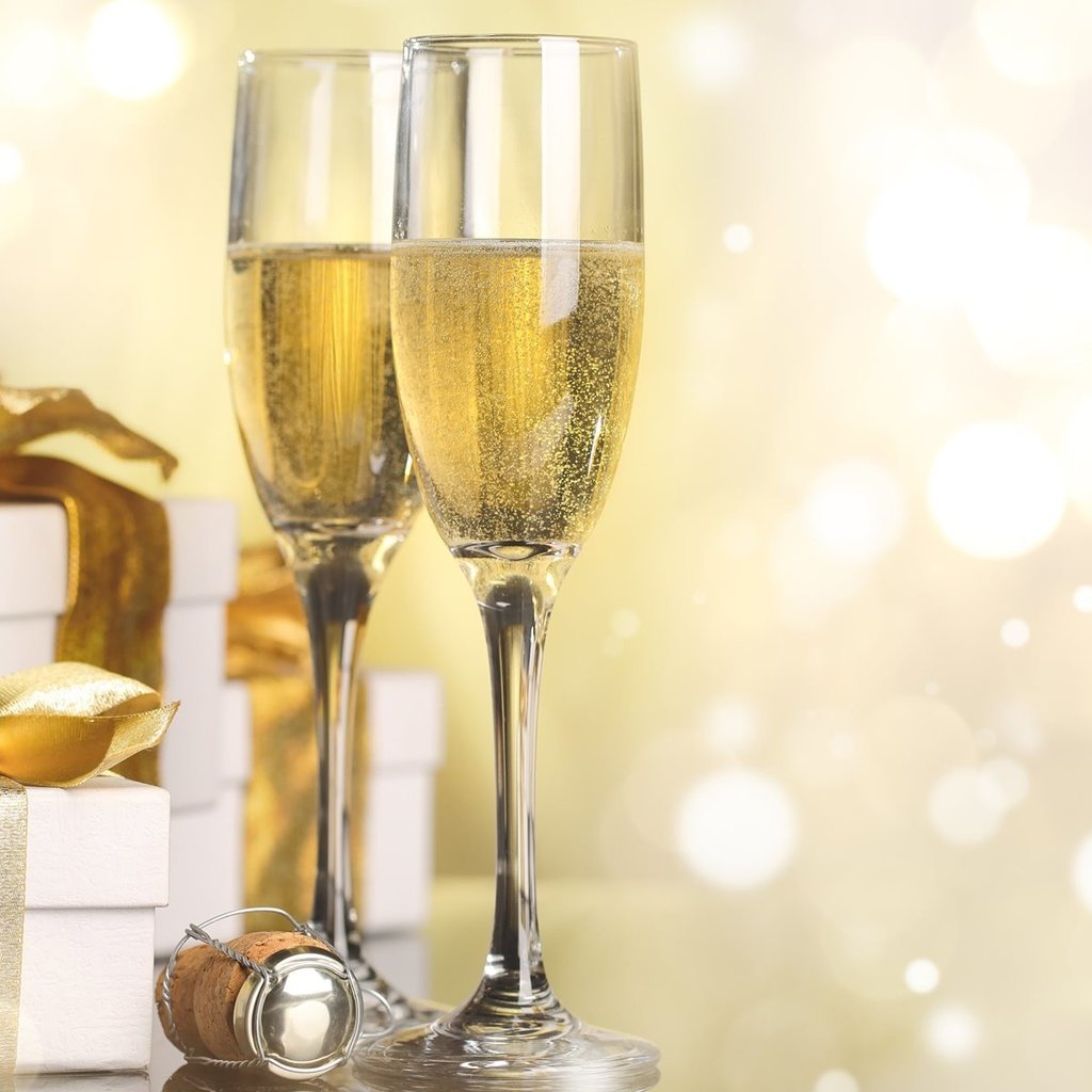 Обои новый год, подарки, бокалы, праздник, шампанское, new year, gifts, glasses, holiday, champagne разрешение 1920x1200 Загрузить