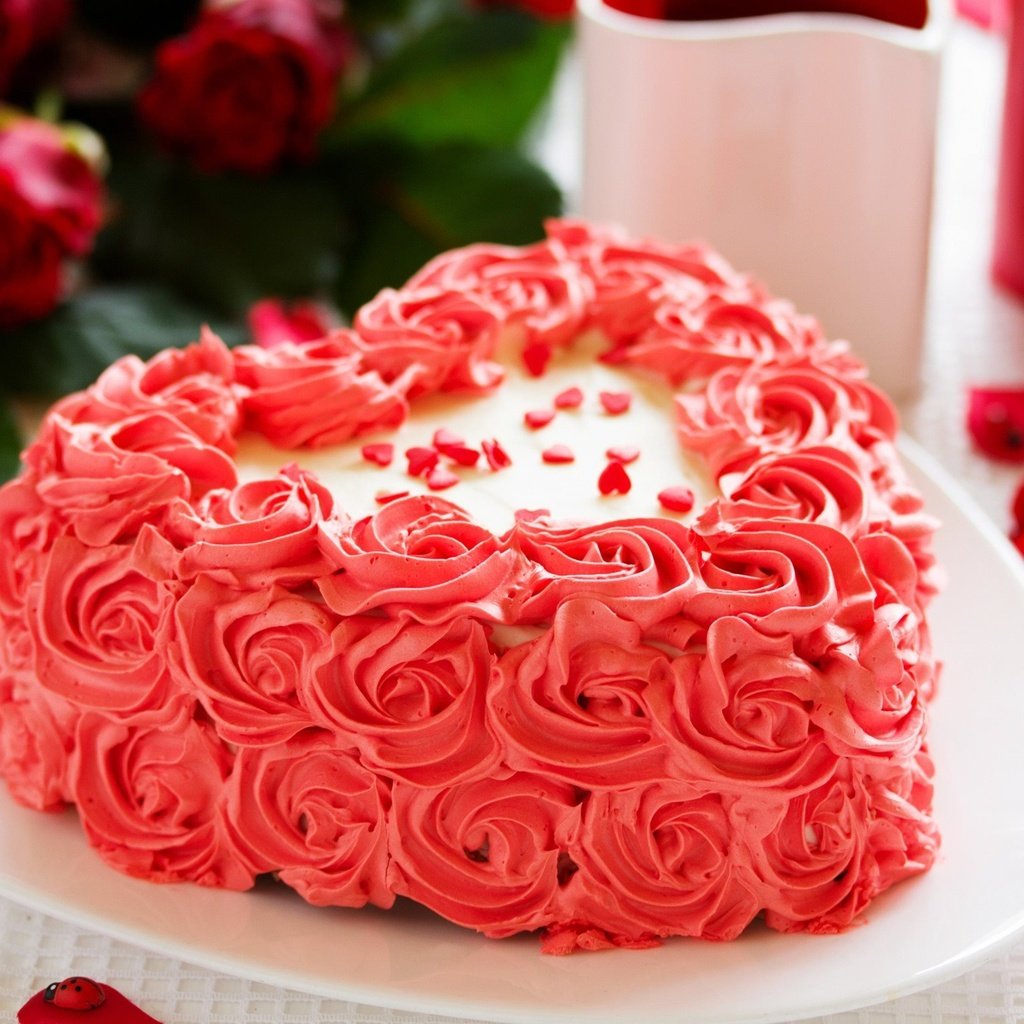Обои цветы, праздничный торт, бутоны, в форме сердца, розы, лепестки, сладкое, десерт, торт в виде сердца, торт-сердце, flowers, birthday cake, buds, roses, petals, sweet, dessert, a cake in the shape of a heart, cake-heart разрешение 2560x1600 Загрузить