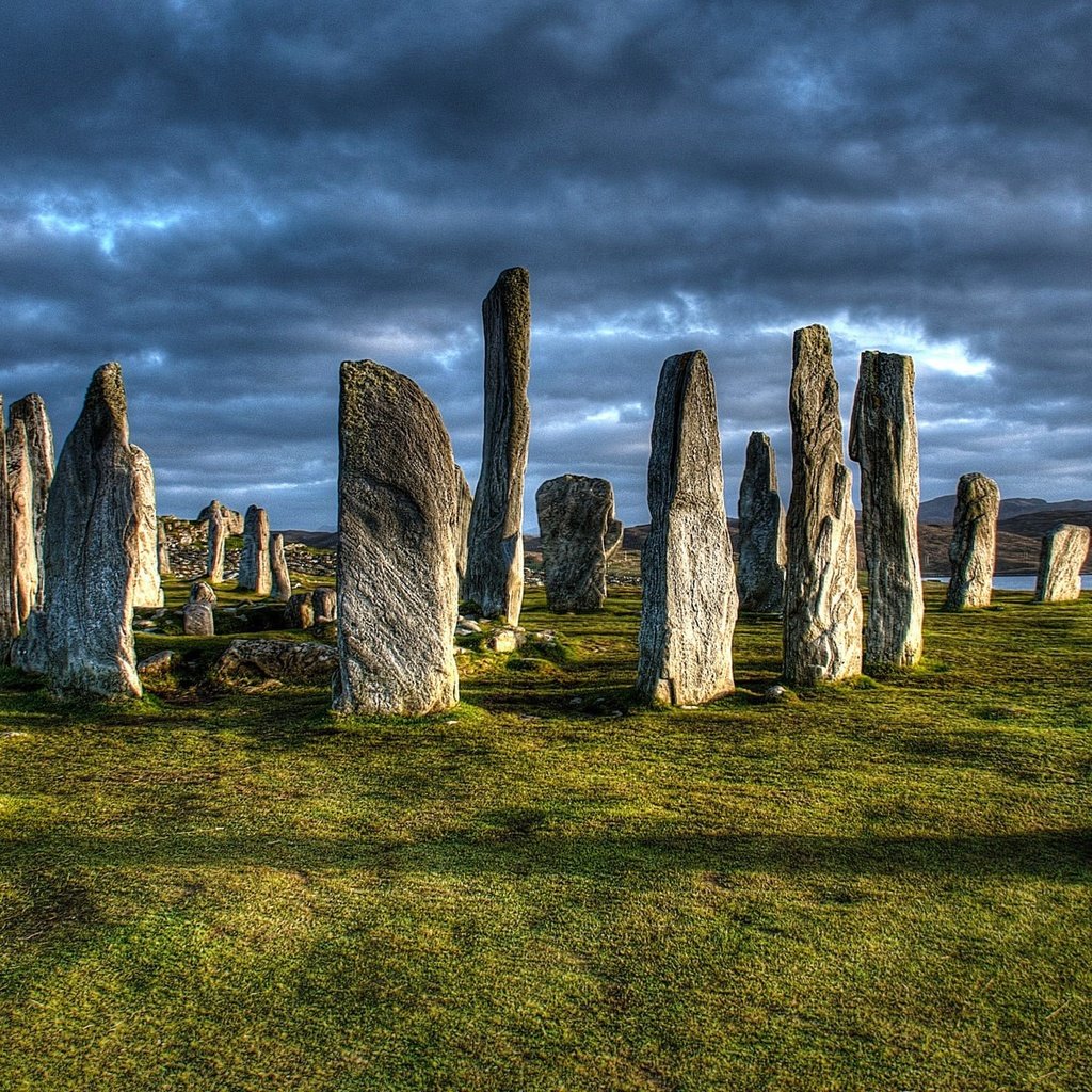 Загрузить обои камни, шотландия, калланиш, мегалит, остров льюис, камни кал...
