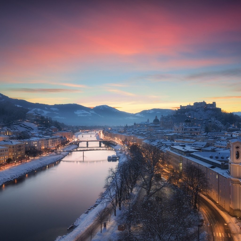 Обои река, снег, закат, зима, город, австрия, зальцбург, river, snow, sunset, winter, the city, austria, salzburg разрешение 1920x1139 Загрузить