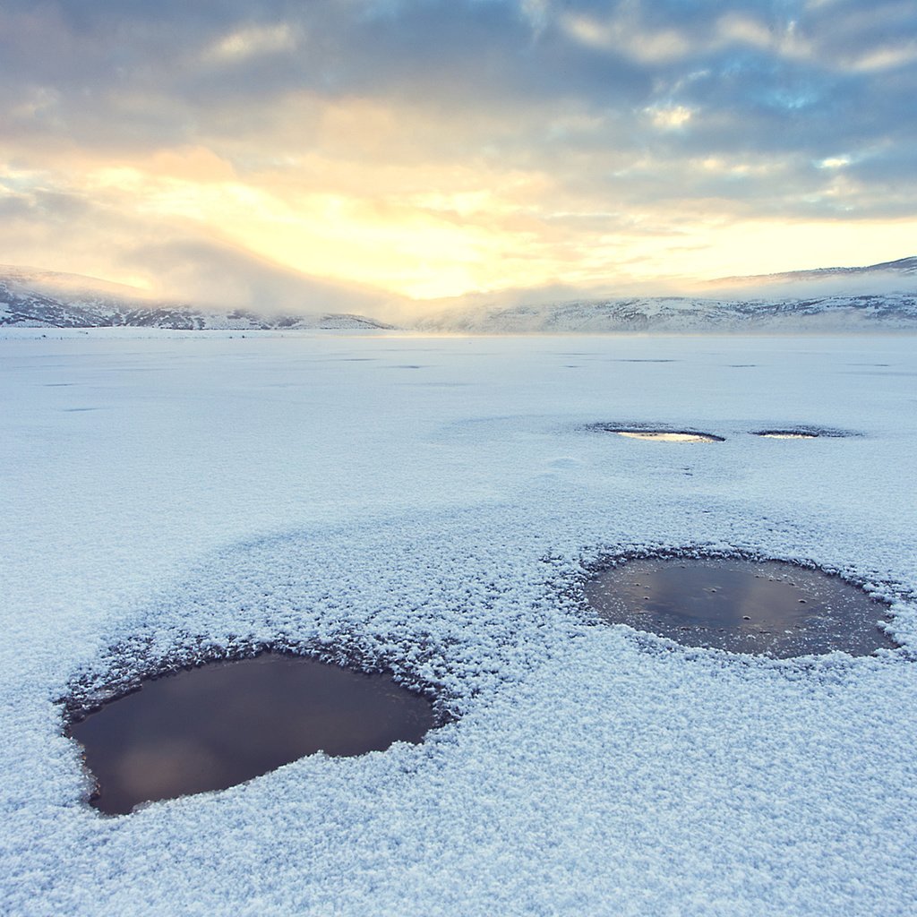 Обои небо, облака, озеро, природа, зима, пейзаж, the sky, clouds, lake, nature, winter, landscape разрешение 1920x1200 Загрузить