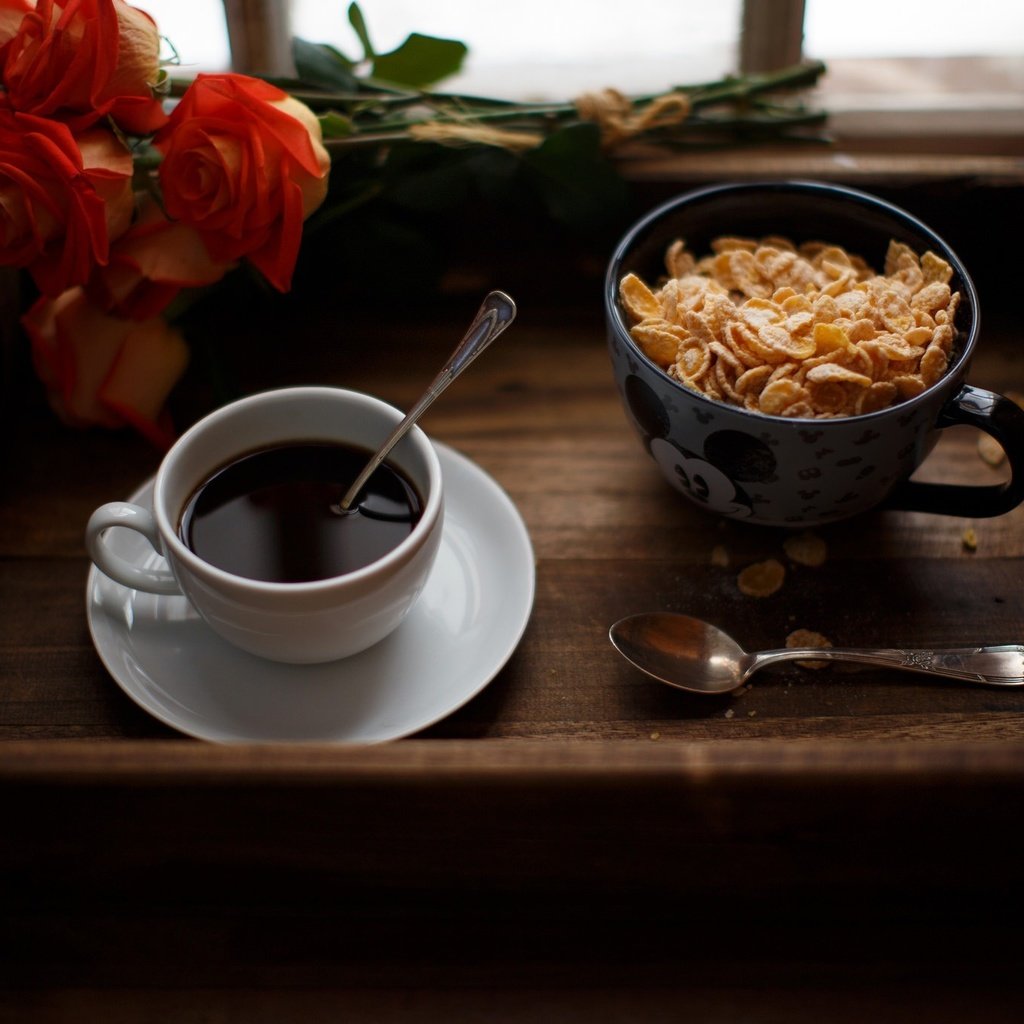 Обои розы, кофе, чашка, завтрак, поднос, кукурузные хлопья, roses, coffee, cup, breakfast, tray, corn flakes разрешение 2048x1365 Загрузить