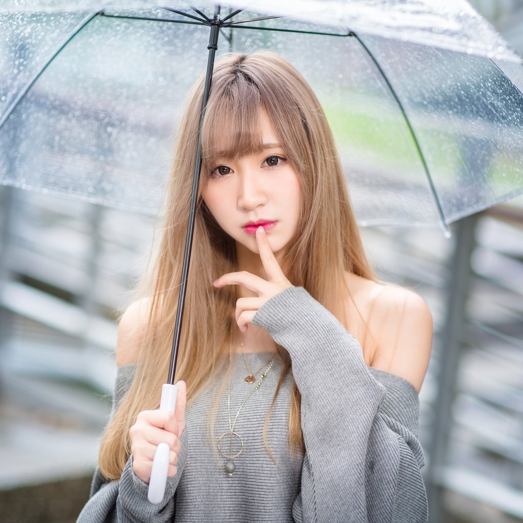 Обои девушка, дождь, волосы, зонтик, азиатка, girl, rain, hair, umbrella, asian разрешение 2048x1365 Загрузить