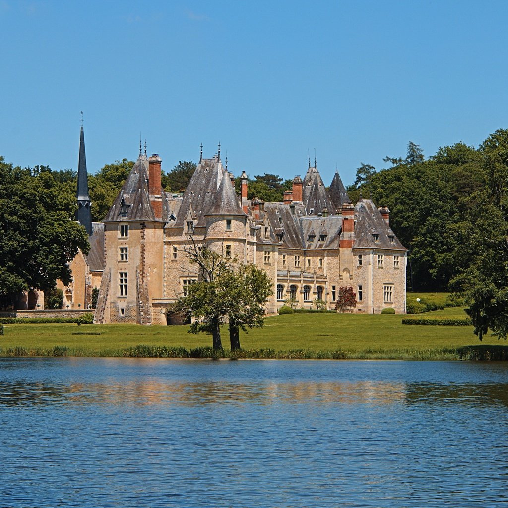 Обои небо, здание, озеро, франция, река, уазон, замок, chateau de la verrerie, башня, дом, готика, архитектура, the sky, the building, lake, france, river, oizon, castle, tower, house, gothic, architecture разрешение 5488x3662 Загрузить