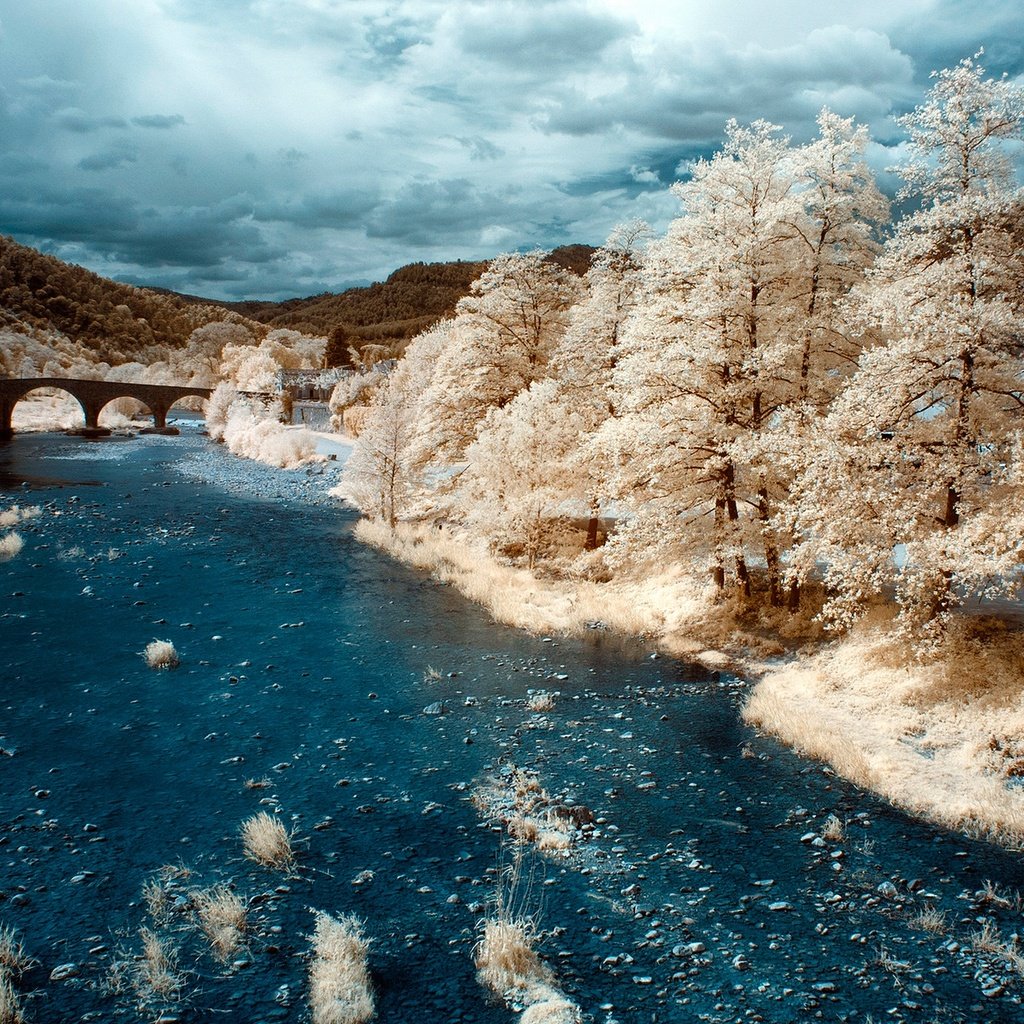 Обои река, мост, франция, инфракрасный снимок, сен-жан-дю-гар, river, bridge, france, infrared the, saint-jean-du-gard разрешение 2048x1365 Загрузить