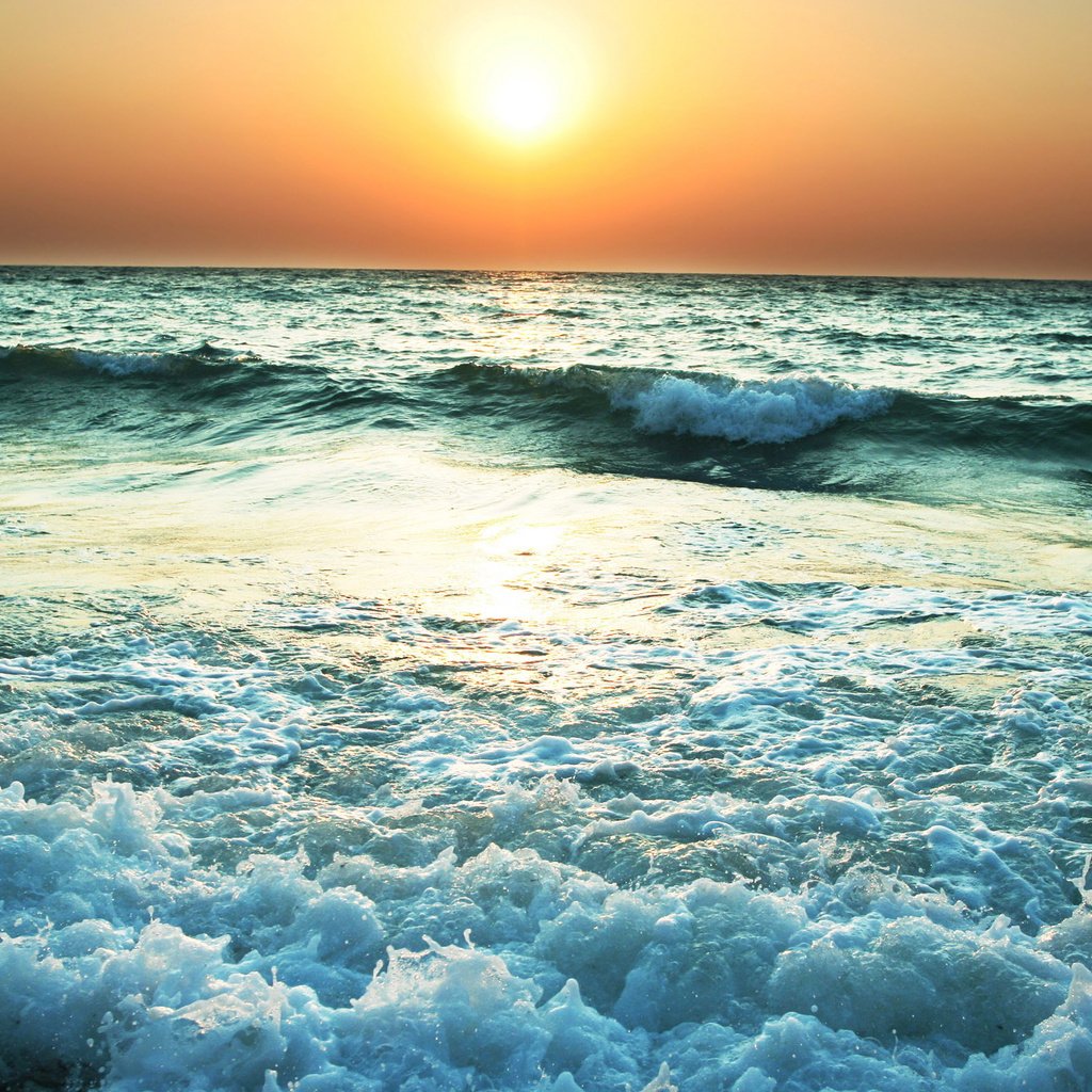 Обои солнце, волны, закат, горизонт, океан, the sun, wave, sunset, horizon, the ocean разрешение 2560x1600 Загрузить