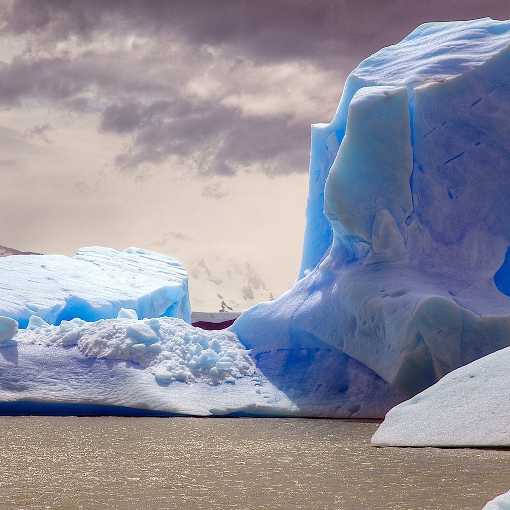 Обои небо, облака, снег, зима, лёд, айсберг, ледник, the sky, clouds, snow, winter, ice, iceberg, glacier разрешение 1920x1080 Загрузить