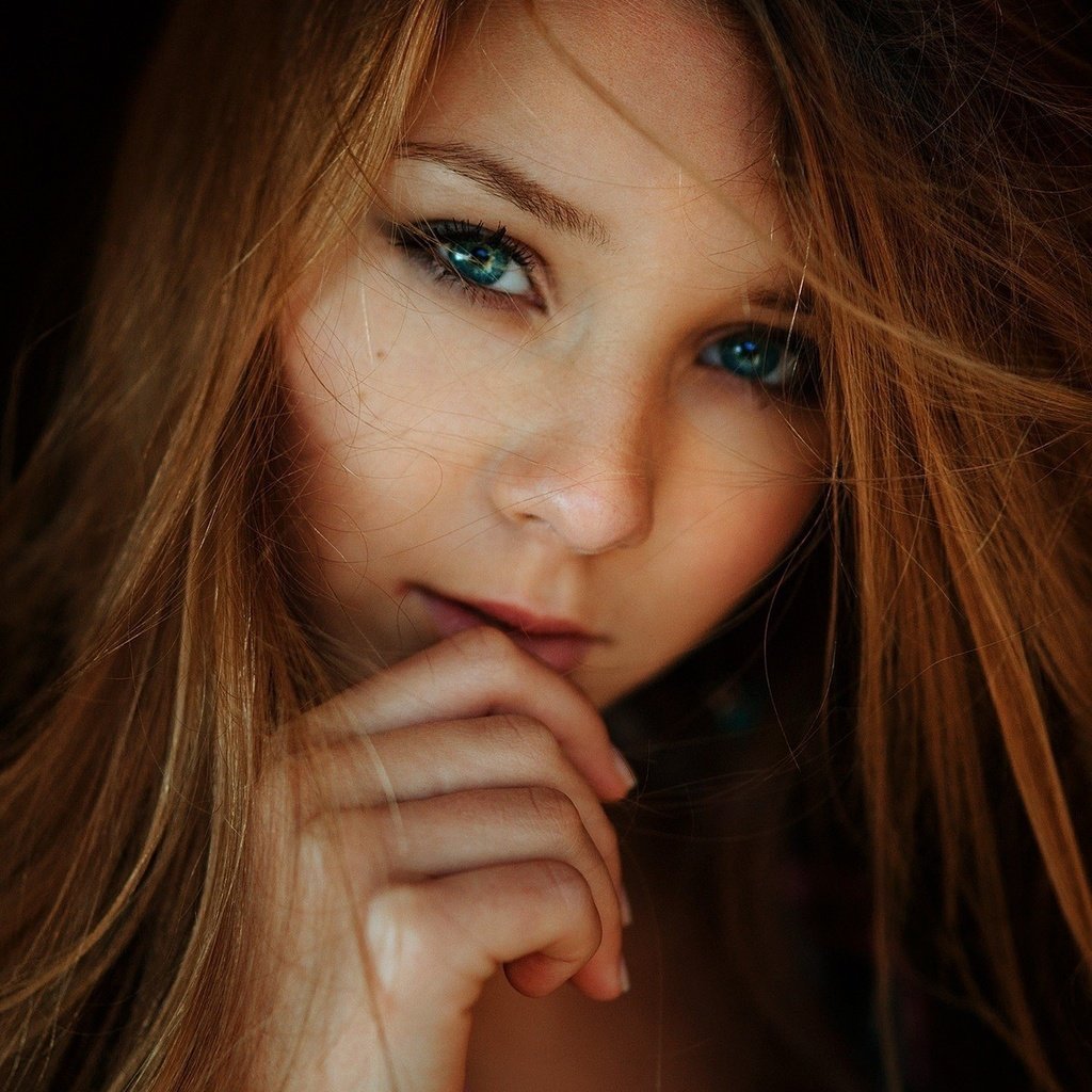 Обои девушка, модель, лицо, голубые глаза, рыжеволосая, evgeny freyer, girl, model, face, blue eyes, redhead разрешение 1920x1235 Загрузить