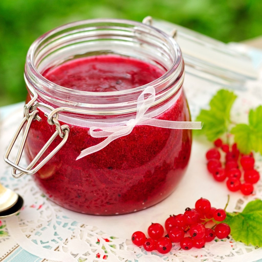 Обои джем, ягоды, банка, красная смородина, желе, смородина, варенье, jam, berries, bank, red currant, jelly, currants разрешение 1920x1275 Загрузить