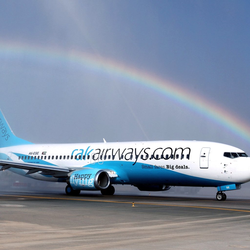 Обои небо, самолет, авиация, радуга, крылья, боинг, 737, the sky, the plane, aviation, rainbow, wings, boeing разрешение 2880x1623 Загрузить