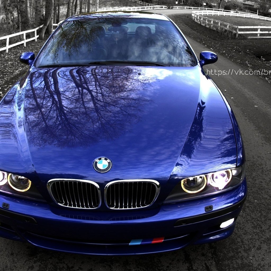 Обои синяя, бмв, седан, blue, bmw, sedan разрешение 1920x1200 Загрузить