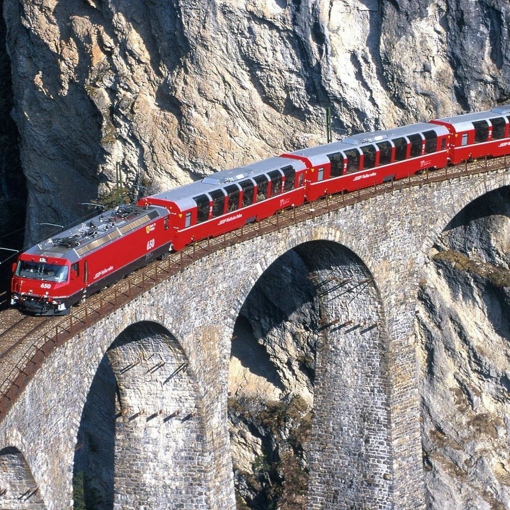 Обои горы, природа, швейцария, поезда, мосты, mountains, nature, switzerland, trains, bridges разрешение 1920x1200 Загрузить