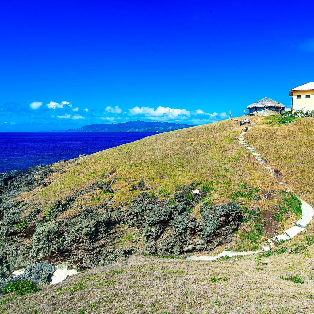 Обои природа, пейзаж, пляж, маяк, филиппины, баско батанес, nature, landscape, beach, lighthouse, philippines разрешение 5120x2880 Загрузить