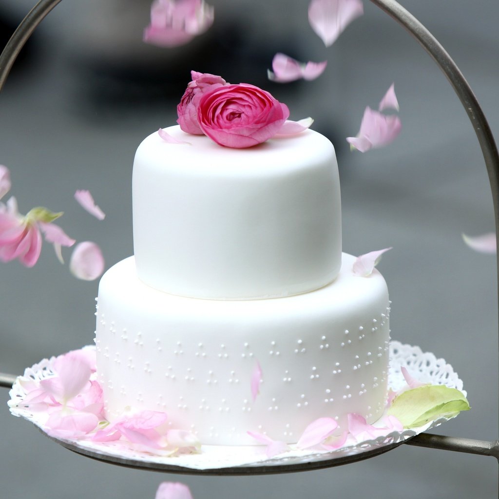 Обои цветы, торт, ранункулюс, свадебный, ярусы, flowers, cake, ranunculus, wedding разрешение 3600x2400 Загрузить