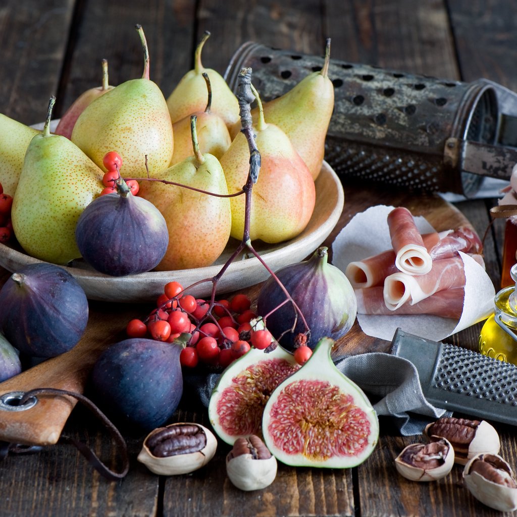 Обои фрукты, масло, орех, натюрморт, груша, инжир, бекон, инжи, fruit, oil, walnut, still life, pear, figs, bacon разрешение 2000x1331 Загрузить