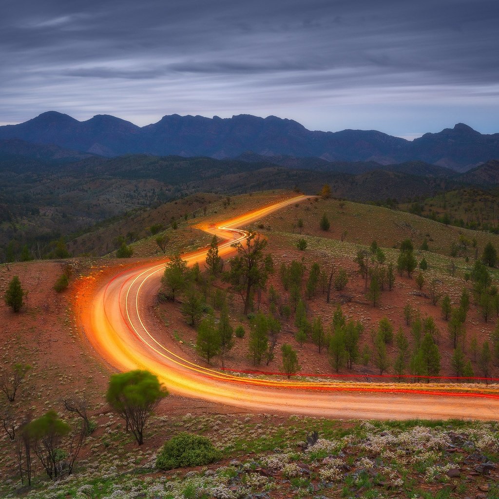 Обои дорога, деревья, горы, австралия, новый южный уэльс, road, trees, mountains, australia, new south wales разрешение 2048x1366 Загрузить