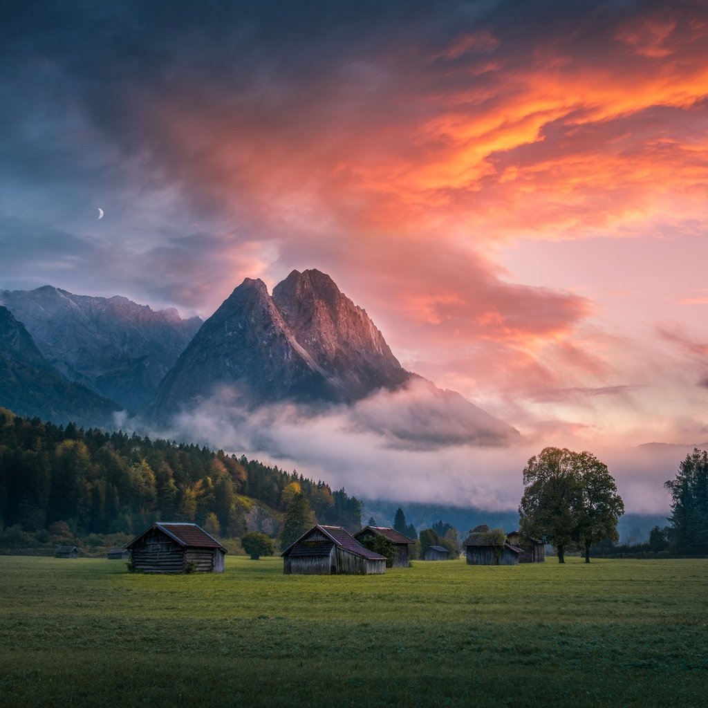 Обои небо, свет, облака, вечер, горы, природа, утро, сараи, the sky, light, clouds, the evening, mountains, nature, morning разрешение 2000x1696 Загрузить