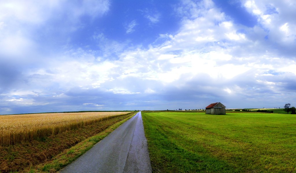 Обои небо, дорога, поле, красота, дом, широкоформатные обои, the sky, road, field, beauty, house, widescreen wallpaper разрешение 6613x3313 Загрузить