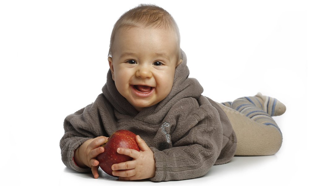 Обои улыбка, радость, ребенок, яблоко, smile, joy, child, apple разрешение 2560x1600 Загрузить