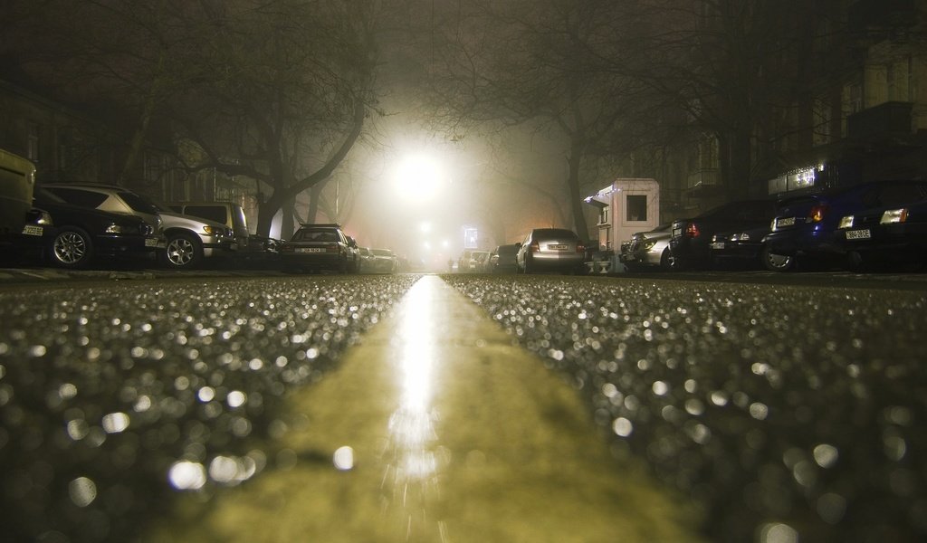 Обои ночь, макро, дома, машины, асфальт после дождя, night, macro, home, machine, asphalt after the rain разрешение 2560x1600 Загрузить