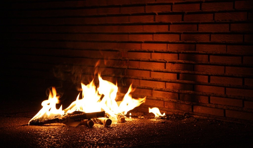 Обои пламя, стена, огонь, костёр, flame, wall, fire, the fire разрешение 4272x2848 Загрузить