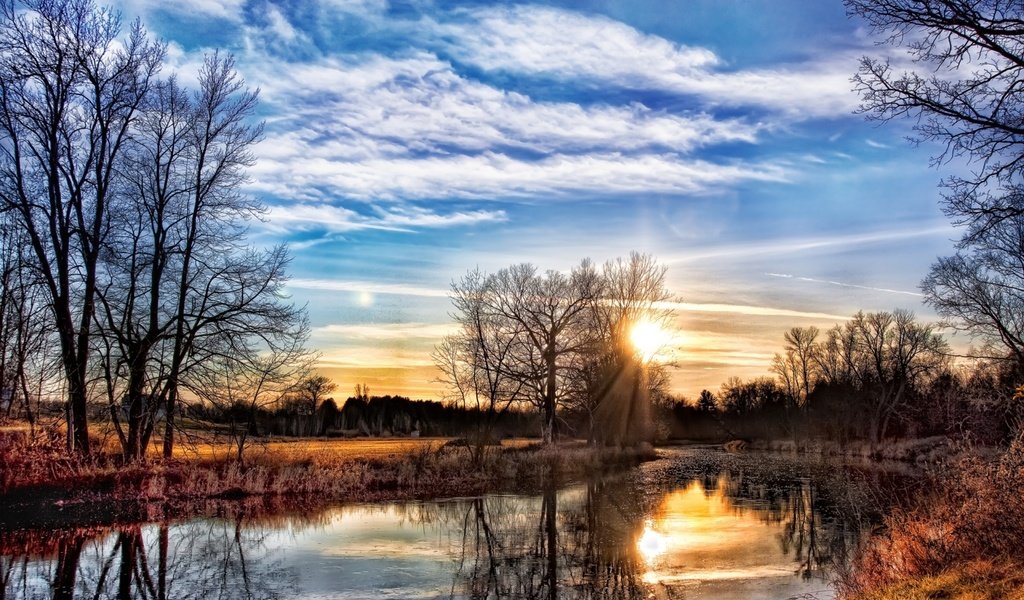 Обои деревья, река, закат, весна, берега, trees, river, sunset, spring, bank разрешение 1920x1200 Загрузить