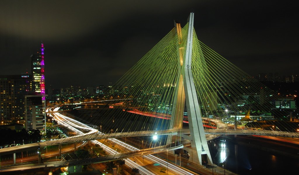 Обои ночь, огни, мост, город, бразилия, развязка, сан-паулу, night, lights, bridge, the city, brazil, interchange, sao paulo разрешение 3008x2000 Загрузить