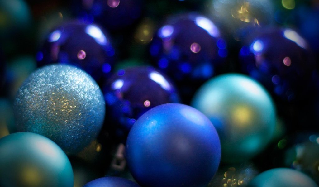 Обои новый год, зима, синий, голубой, блеск, елочные шары, new year, winter, blue, shine, christmas balls разрешение 1920x1200 Загрузить