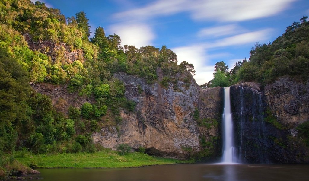 Обои деревья, скалы, природа, водопад, trees, rocks, nature, waterfall разрешение 1920x1080 Загрузить