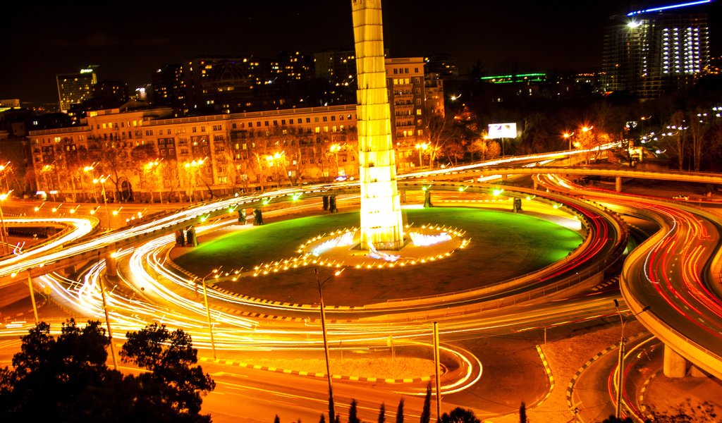 Обои грузия, тбилиси, hero memorial, ноч, georgia, tbilisi, night разрешение 2560x1600 Загрузить