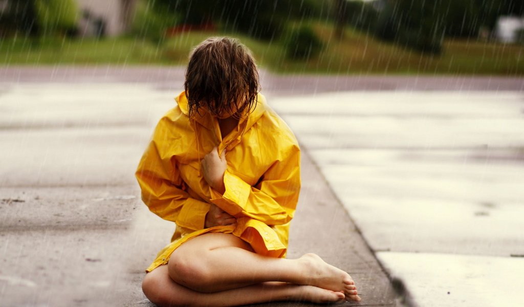 Обои девушка, настроение, улица, дождь, girl, mood, street, rain разрешение 1920x1200 Загрузить