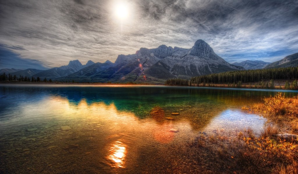 Обои озеро, горы, пейзаж, провинция альберта, canmore, lake, mountains, landscape, alberta разрешение 2560x1600 Загрузить