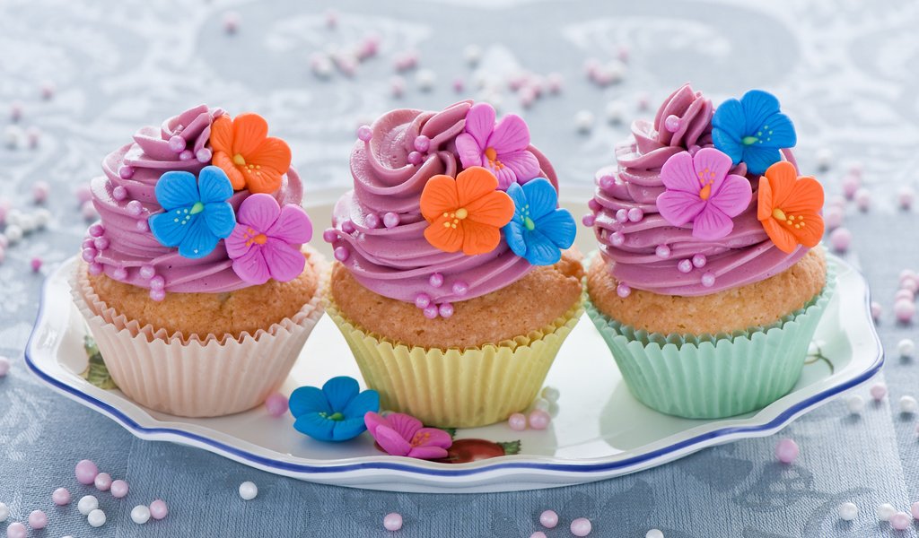 Обои крем для торта, украшения, сладкое, кексы, cream cake, decoration, sweet, cupcakes разрешение 2000x1298 Загрузить