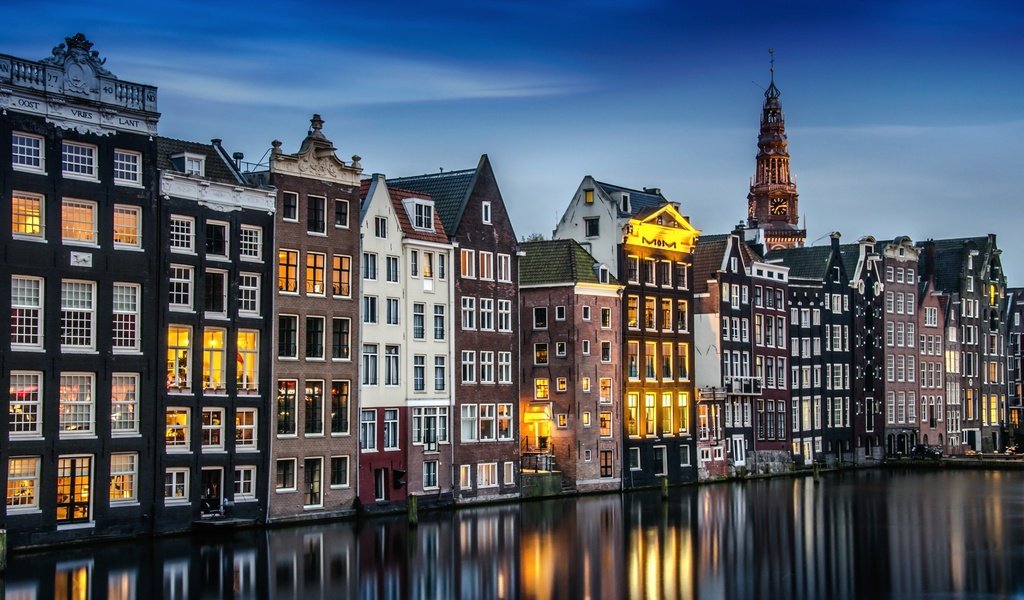 Обои огни, вода, канал, дома, выдержка, нидерланды, амстердам, lights, water, channel, home, excerpt, netherlands, amsterdam разрешение 2000x1314 Загрузить