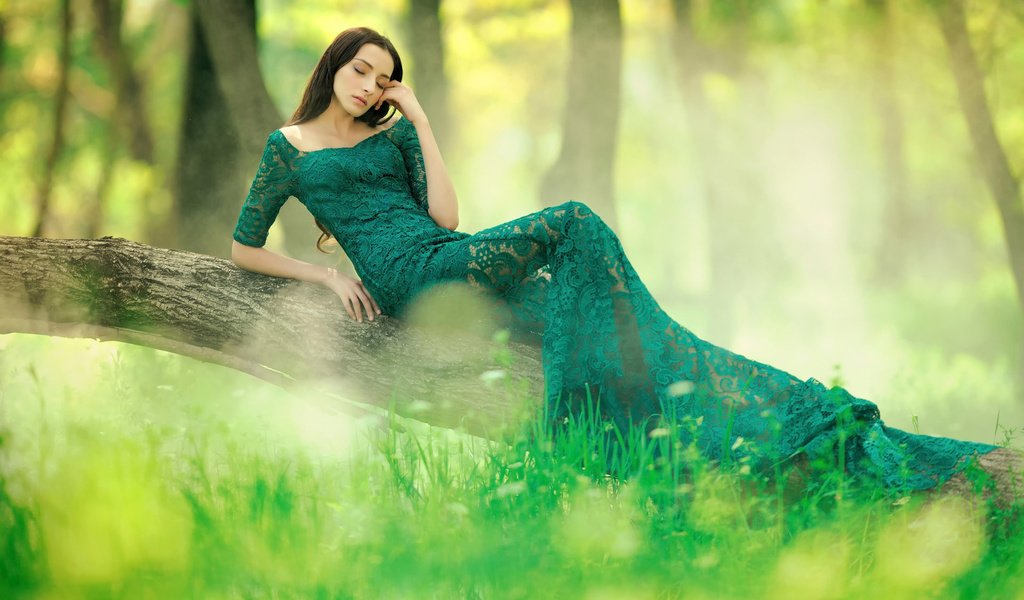 Обои зелень, лес, девушка, платье, rafa, в зелёном, greens, forest, girl, dress, in green разрешение 1920x1280 Загрузить