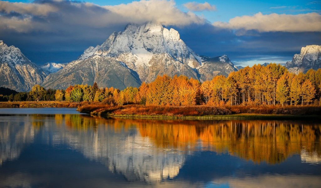 Обои утро, осень, сша, вайоминг, штат, национальный парк гранд-титон, oxbow bend, morning, autumn, usa, wyoming, state, national park grand teton разрешение 2048x1270 Загрузить