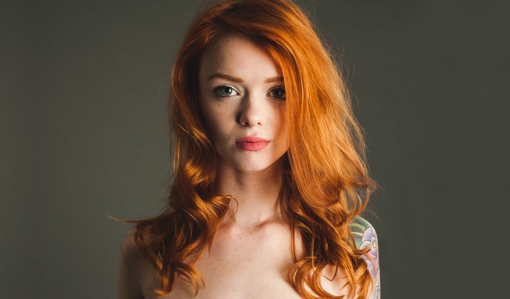 Обои девушка, взгляд, рыжая, модель, тату, губы, julie kennedy, lass, suicide girls, red head, girl, look, red, model, tattoo, lips разрешение 1920x1080 Загрузить