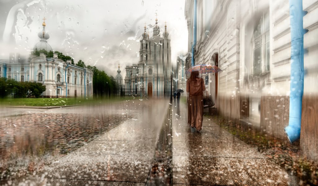 Обои девушка, капли, плащ, дождь, зонт, санкт-петербург, girl, drops, cloak, rain, umbrella, saint petersburg разрешение 2048x1357 Загрузить
