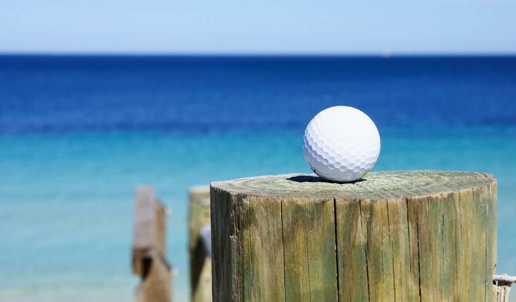 Обои море, мяч, клуб, гольф, golf ball, sea, the ball, club, golf разрешение 3500x2325 Загрузить