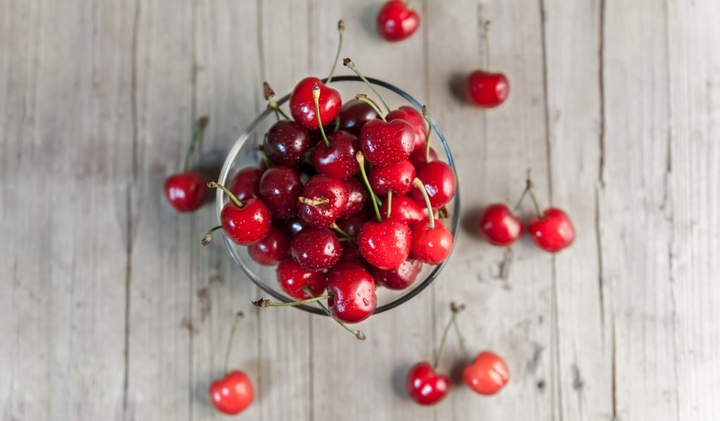 Обои лето, фрукты, черешня, ягоды, миска, веточки, summer, fruit, cherry, berries, bowl, twigs разрешение 3500x2500 Загрузить