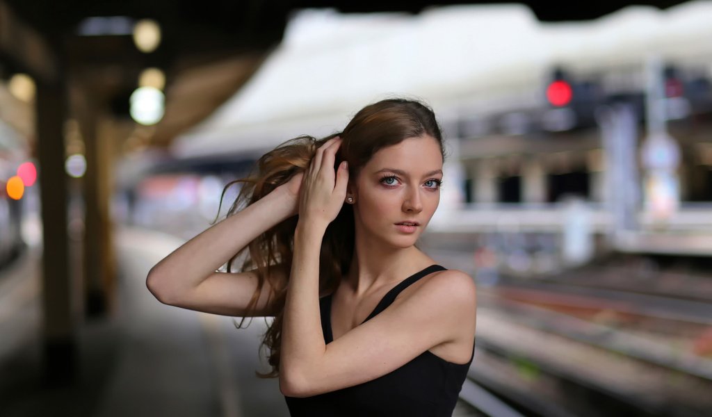 Обои портрет, волосы, мария, боке, victoria railway station, portrait, hair, maria, bokeh разрешение 2048x1259 Загрузить