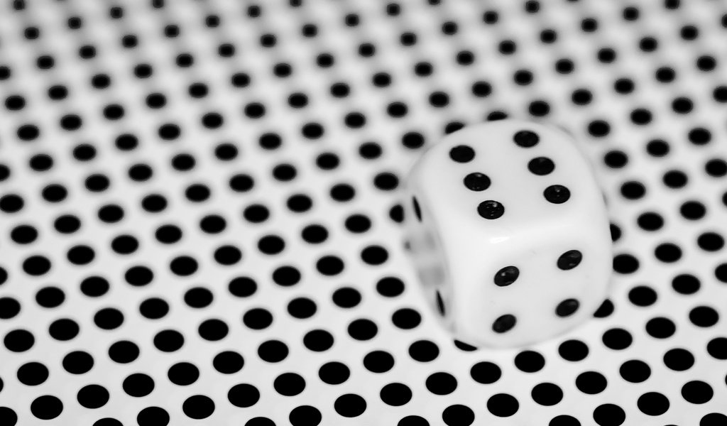 Обои макро, фон, точки, игра, кубик, чёрное и белое, macro, background, point, the game, cube, black and white разрешение 2048x1362 Загрузить