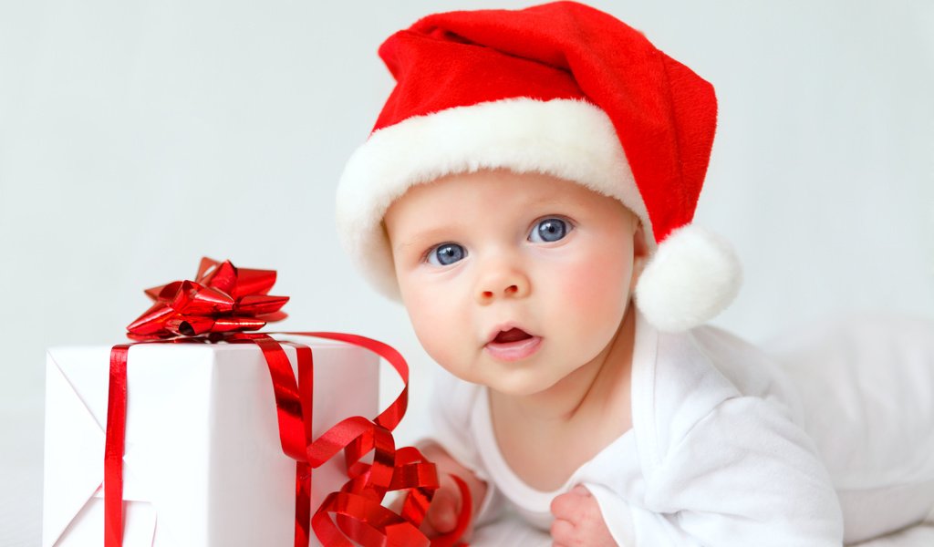 Обои ребенок, шапка, малыш, подарок, рождество, младенец, детские, елочная, infant, дитя, child, hat, baby, gift, christmas разрешение 5616x3744 Загрузить