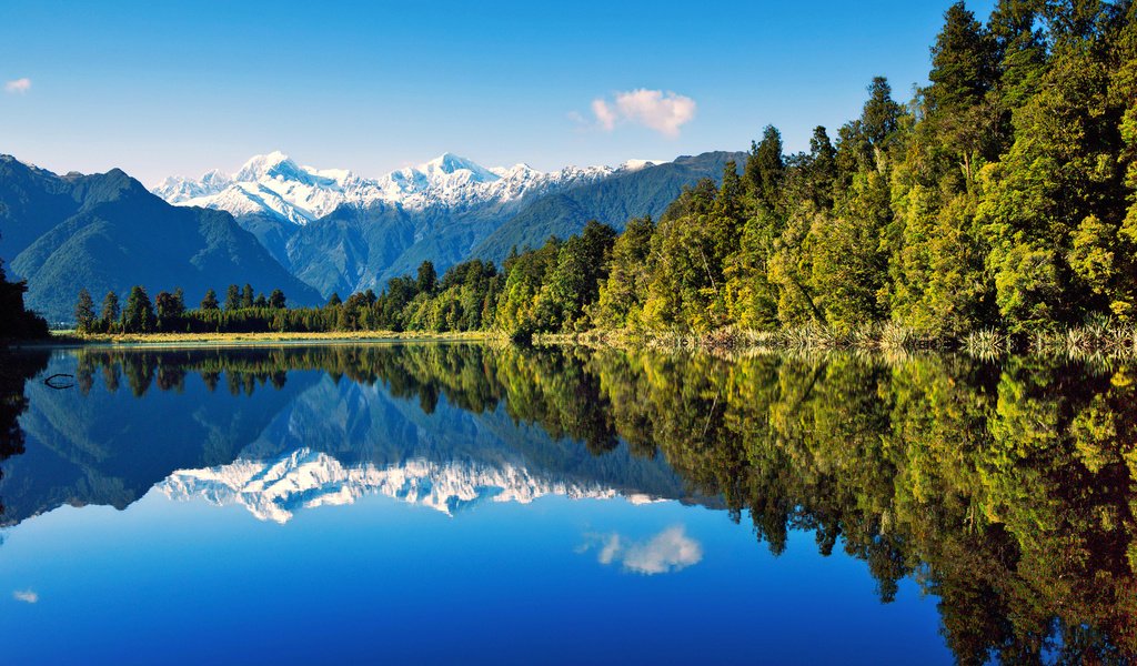 Обои небо, вода, озеро, горы, лес, отражение, новая зеландия, the sky, water, lake, mountains, forest, reflection, new zealand разрешение 1920x1280 Загрузить